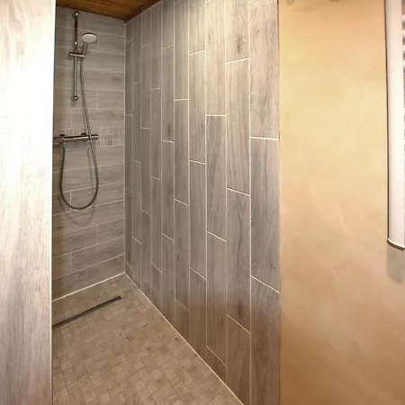 Stunning In With Private Swimming Pool, Be Inside Or Outside Sabran