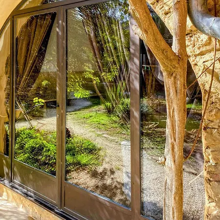 Holiday home Stunning In With Private Swimming Pool, Be Inside Or Outside Sabran